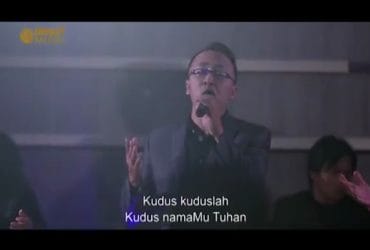 Kudus NamaMu Tuhan – Lirik Lagu Pujian 113